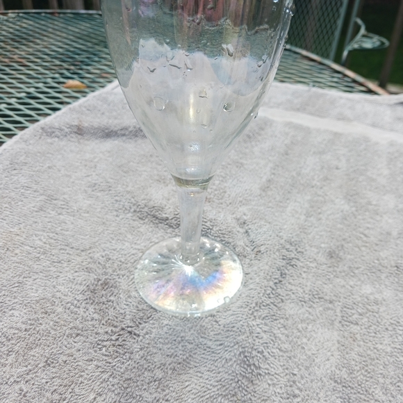 Set of 6 Clear Iridescent Depressionware goblets with Starburst bottom - Picture 7 of 7